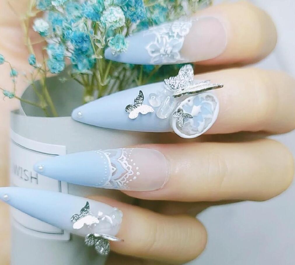 南寧美甲學校：蝶戀花美甲，讓你指尖生花