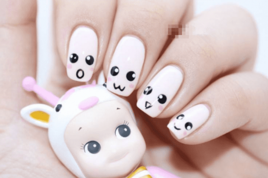 南寧美甲學校：可可愛愛表情美甲教程