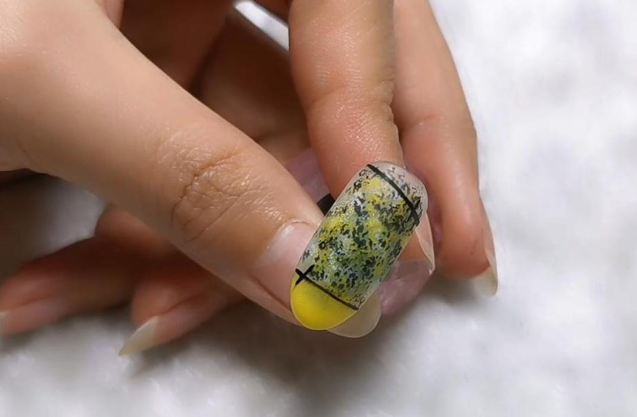 1589423513621477.jpg 20200227韓式田園風(fēng)美甲.jpg