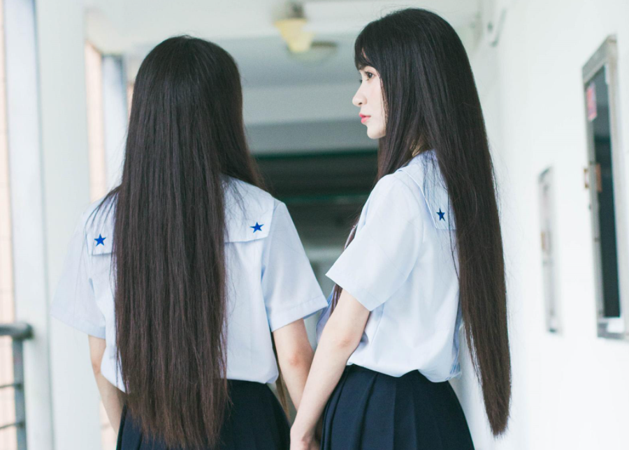 分享關(guān)于“黑長直”的美發(fā)護理技巧