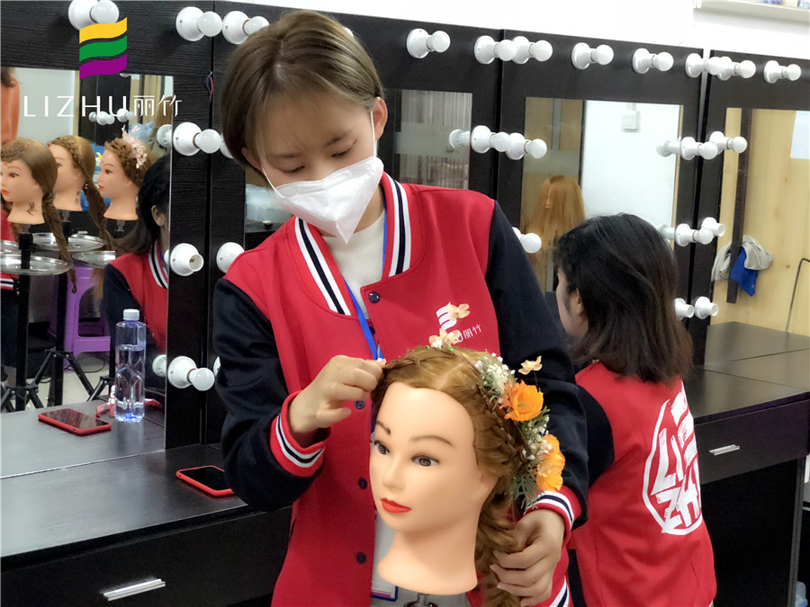 化妝學員感言：保持初心熱愛化妝