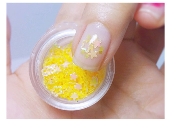 甜美圓法式美甲怎么畫？廣西美甲培訓來教你