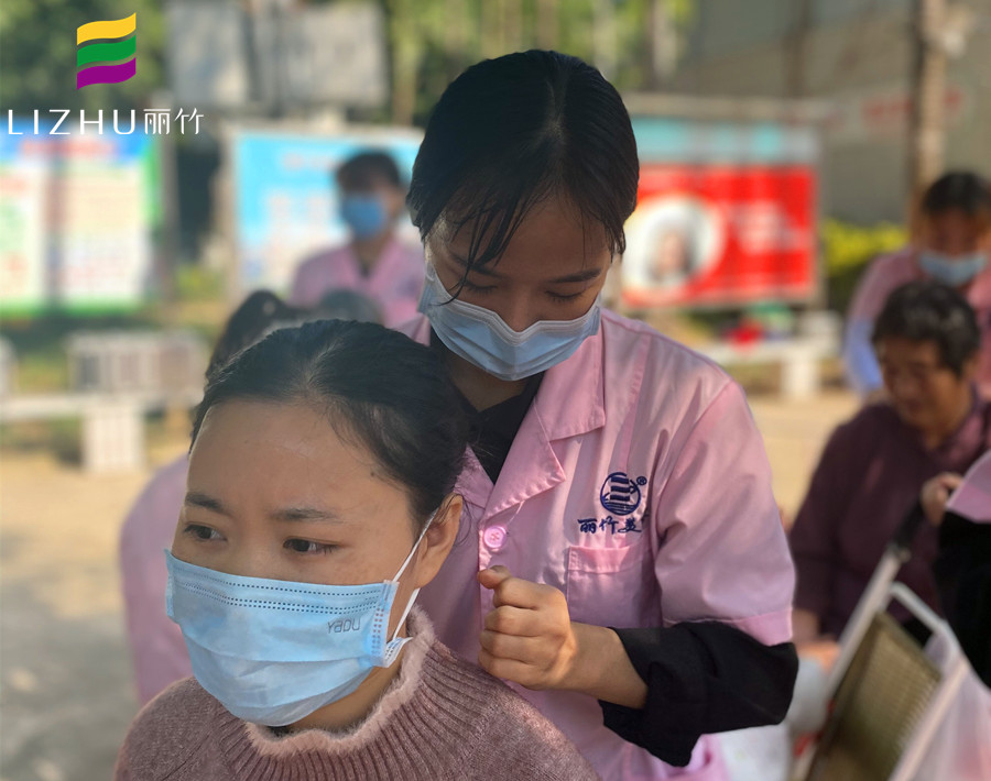 感謝學(xué)校！感謝老師！感謝同學(xué)---南寧美容學(xué)校學(xué)子感言