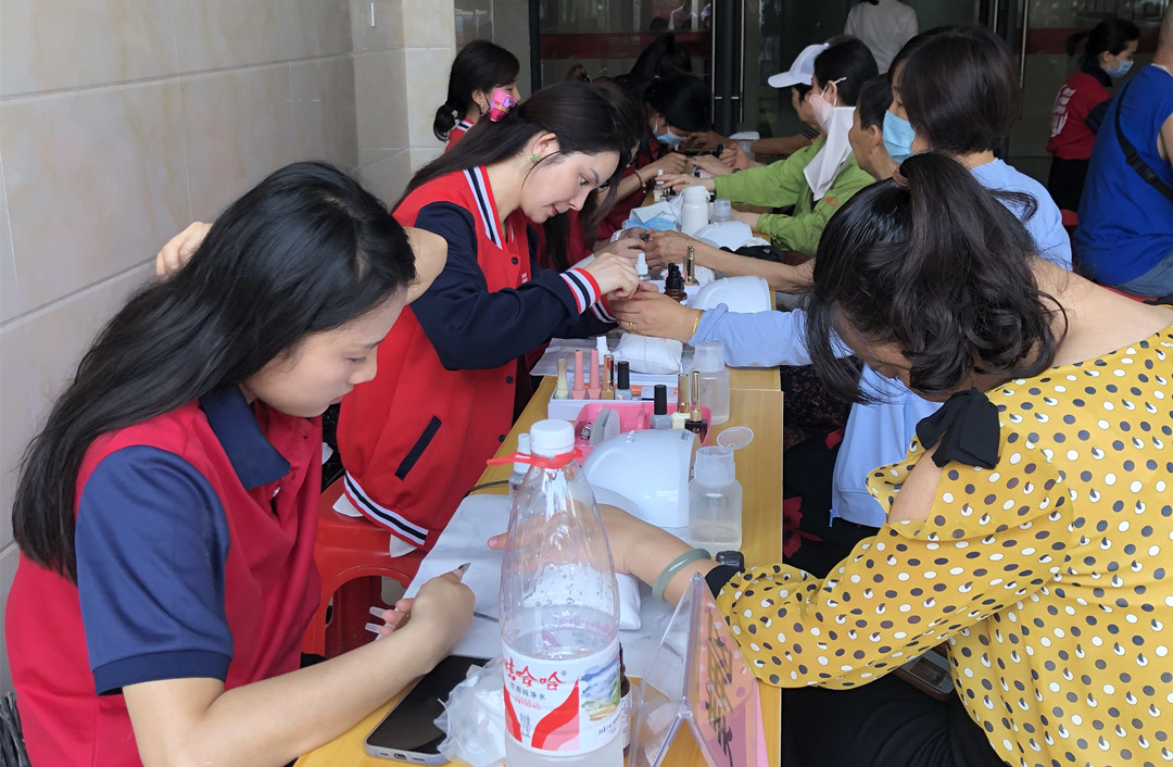 愛心美甲活動 | 南寧美甲培訓(xùn)外出實踐報告總結(jié)