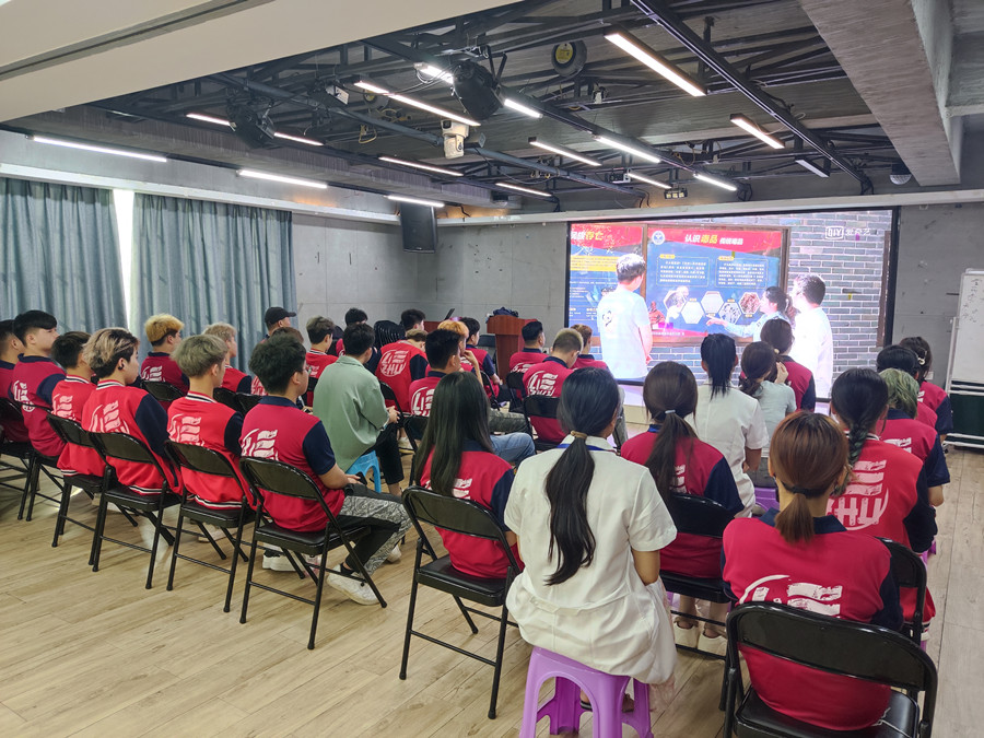 麗竹學(xué)校開展禁毒宣傳進(jìn)校園主題教育活動(dòng)