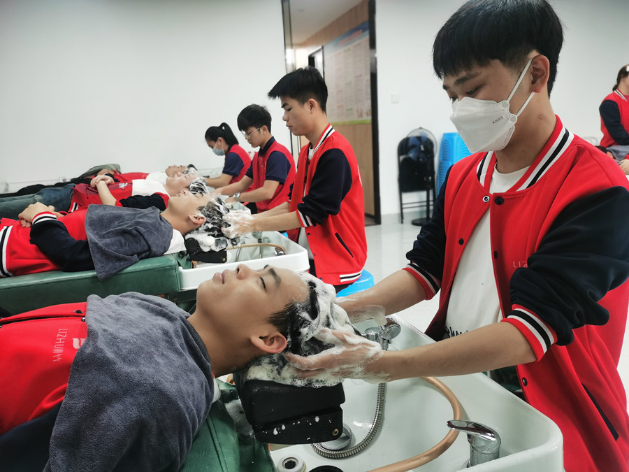 掉頭發(fā)的根本原因，南寧洗發(fā)護(hù)膚培訓(xùn)講解