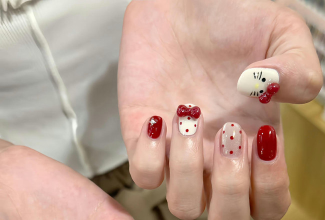 適合秋天做的美甲，廣西省美甲學(xué)校分享