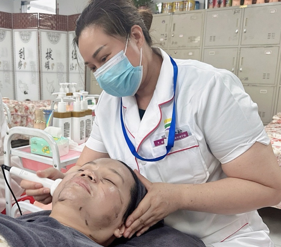 如何養(yǎng)出好皮膚的技巧，廣西皮膚管理學習